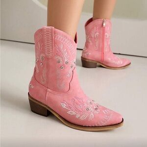 Boots cowgirl studded embroidered Pink Embroidered Women's Cowboy Boots